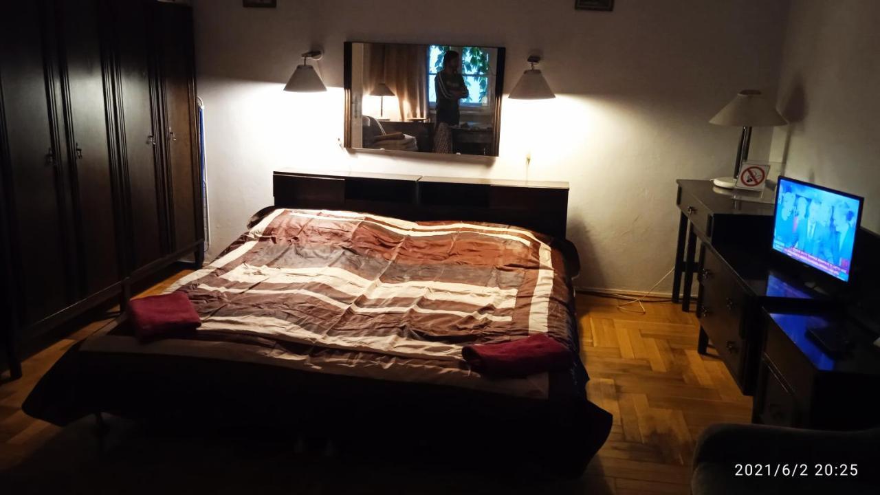 Florianska Old Town Apartment คราคูฟ ภายนอก รูปภาพ