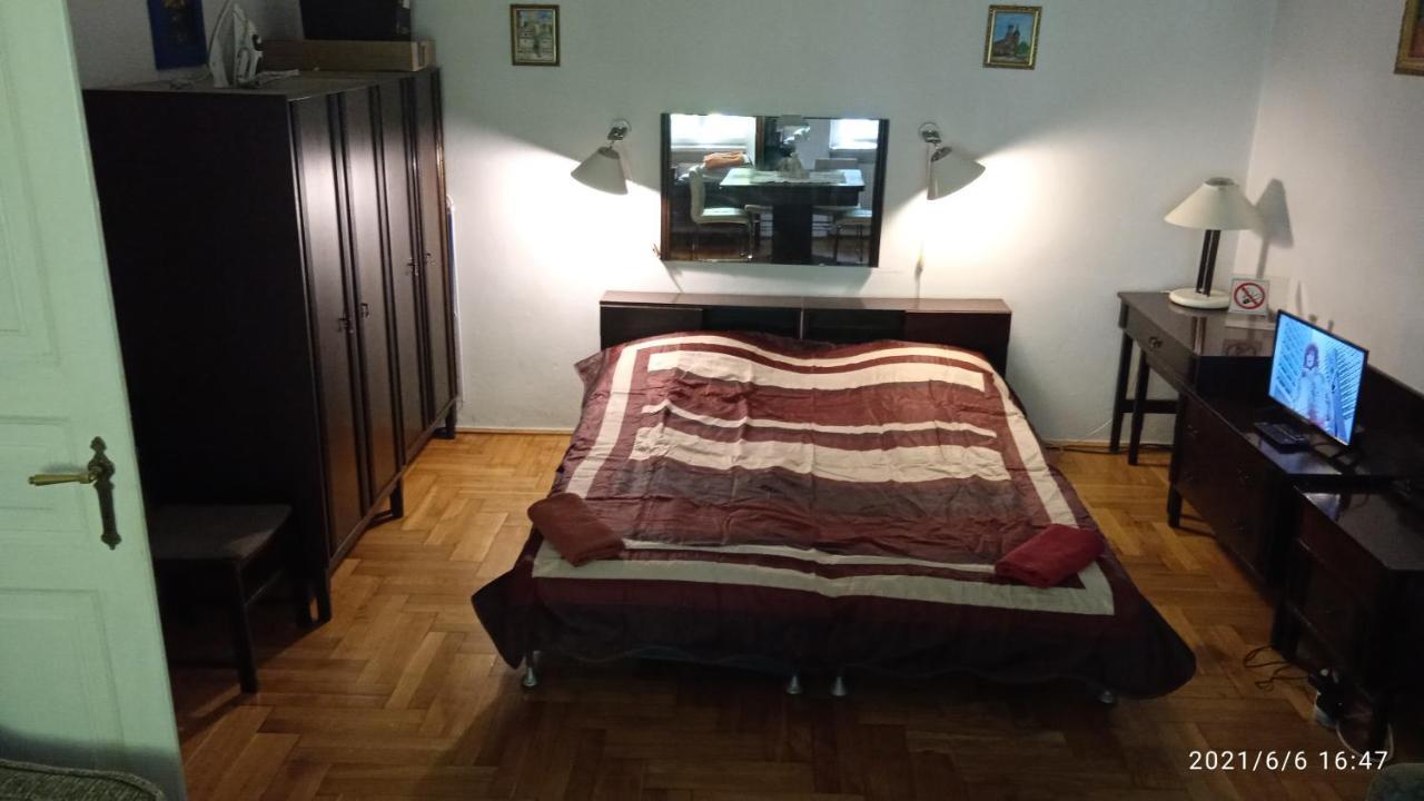 Florianska Old Town Apartment คราคูฟ ภายนอก รูปภาพ